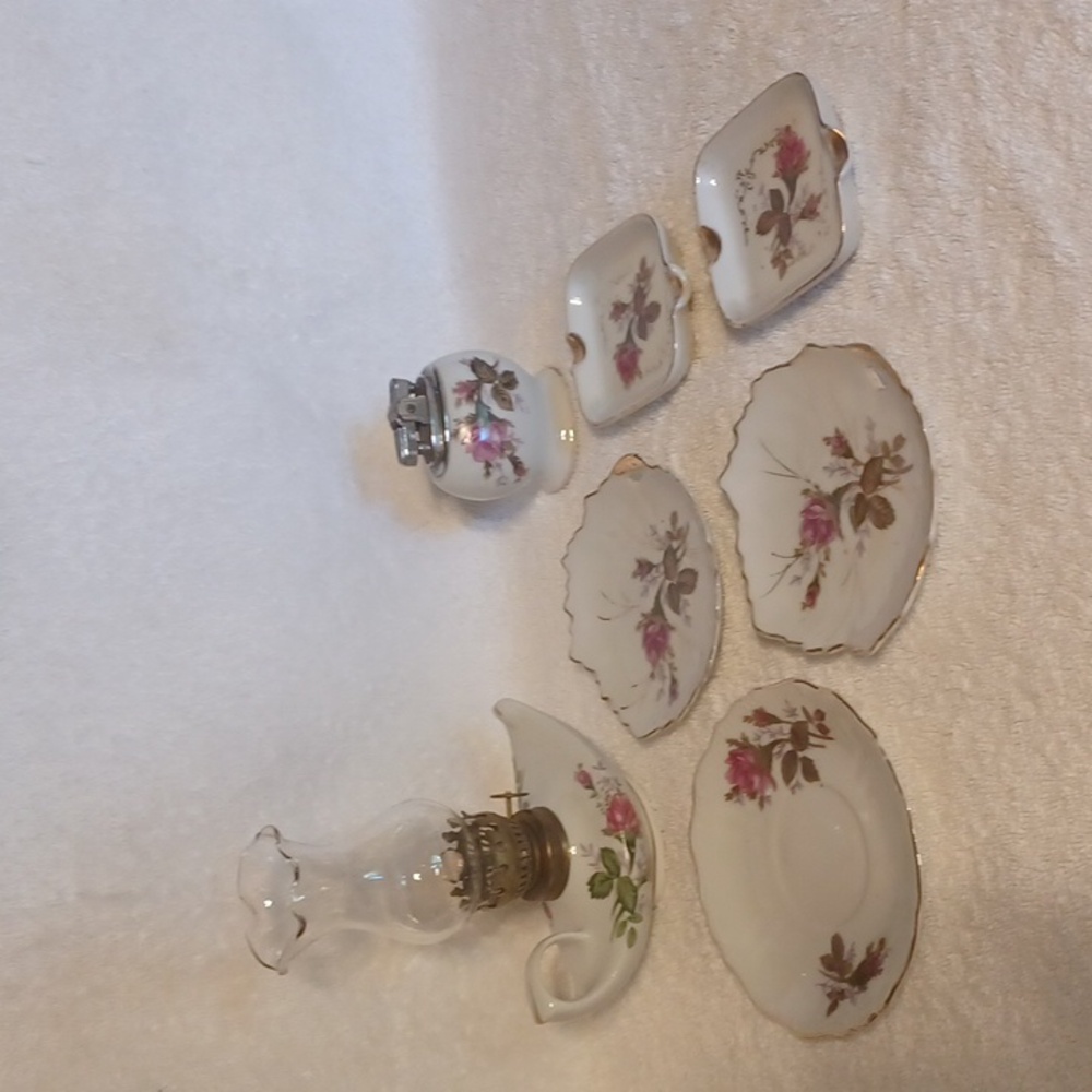 Moss rose lamp,  ashtray, small plates